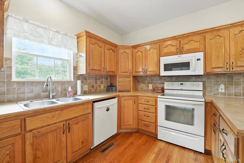 Bates City, MO 64011,1704 NW 715th RD