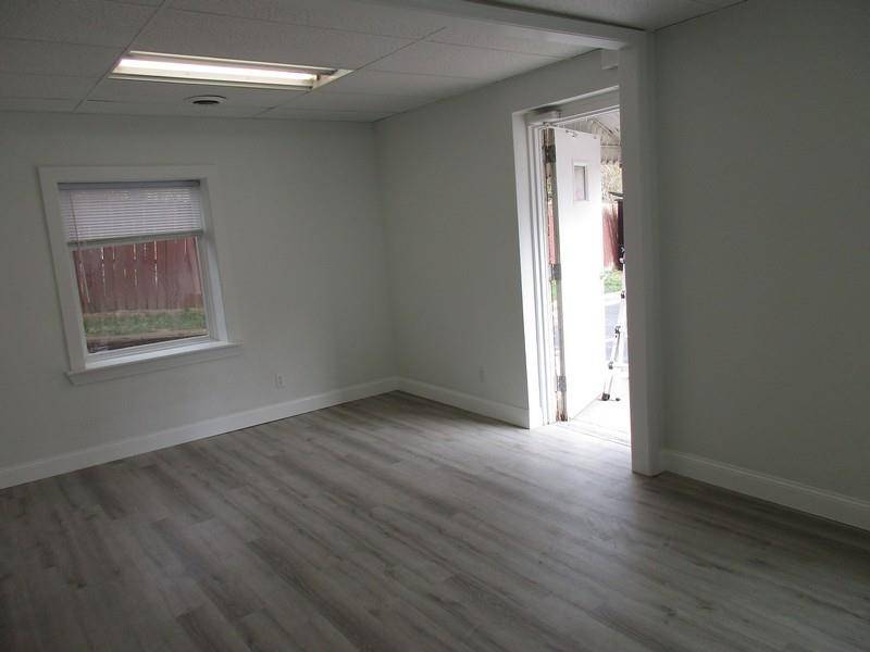 Gladstone, MO 64119,6317 NE Antioch Suite 104 RD