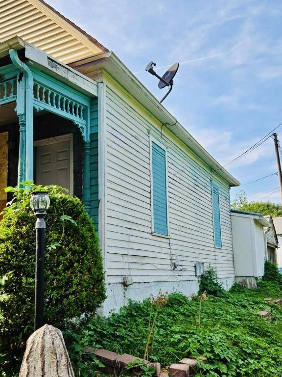 St Joseph, MO 64503,1611 Seneca ST