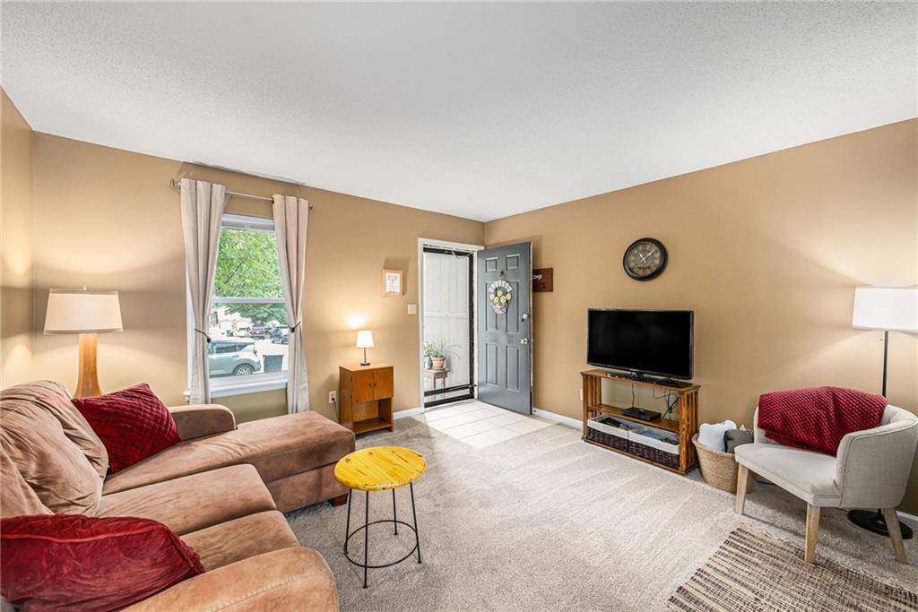 Kansas City, MO 64154,8652 N Chatham AVE