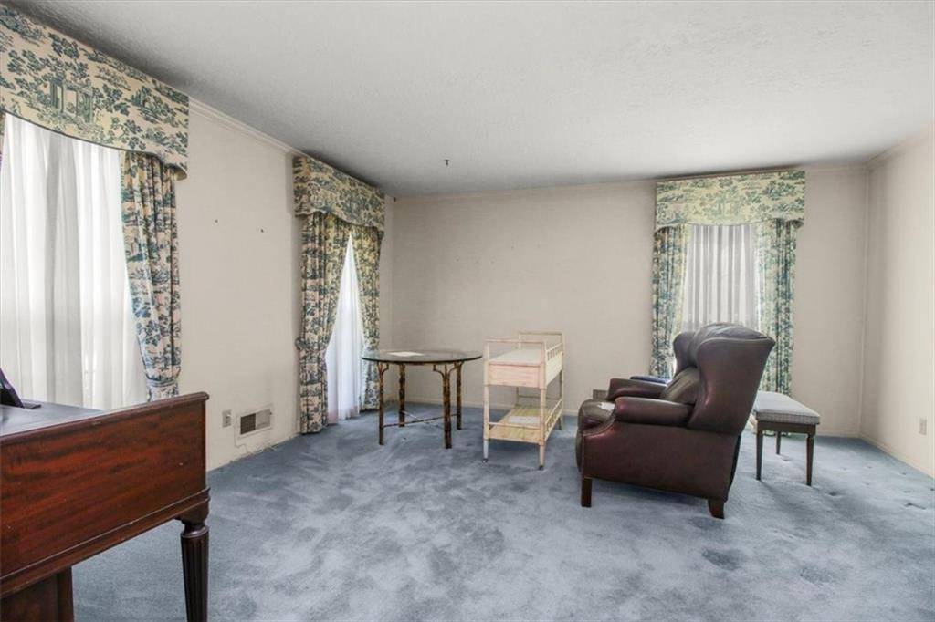 Blue Springs, MO 64014,420 Golfview DR