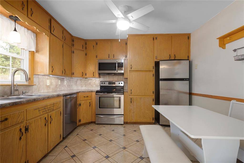 Kansas City, MO 64116,106 NE Northcrest DR