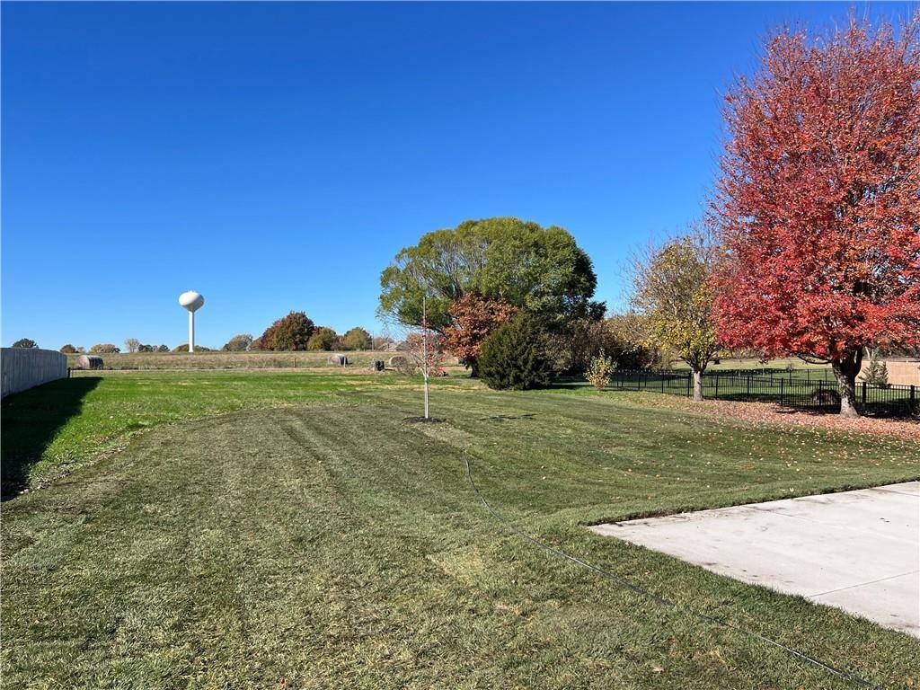 Peculiar, MO 64078,989 Sicklebar DR