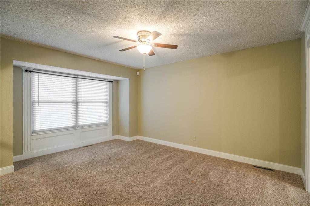 Independence, MO 64056,1709 N Hanover AVE