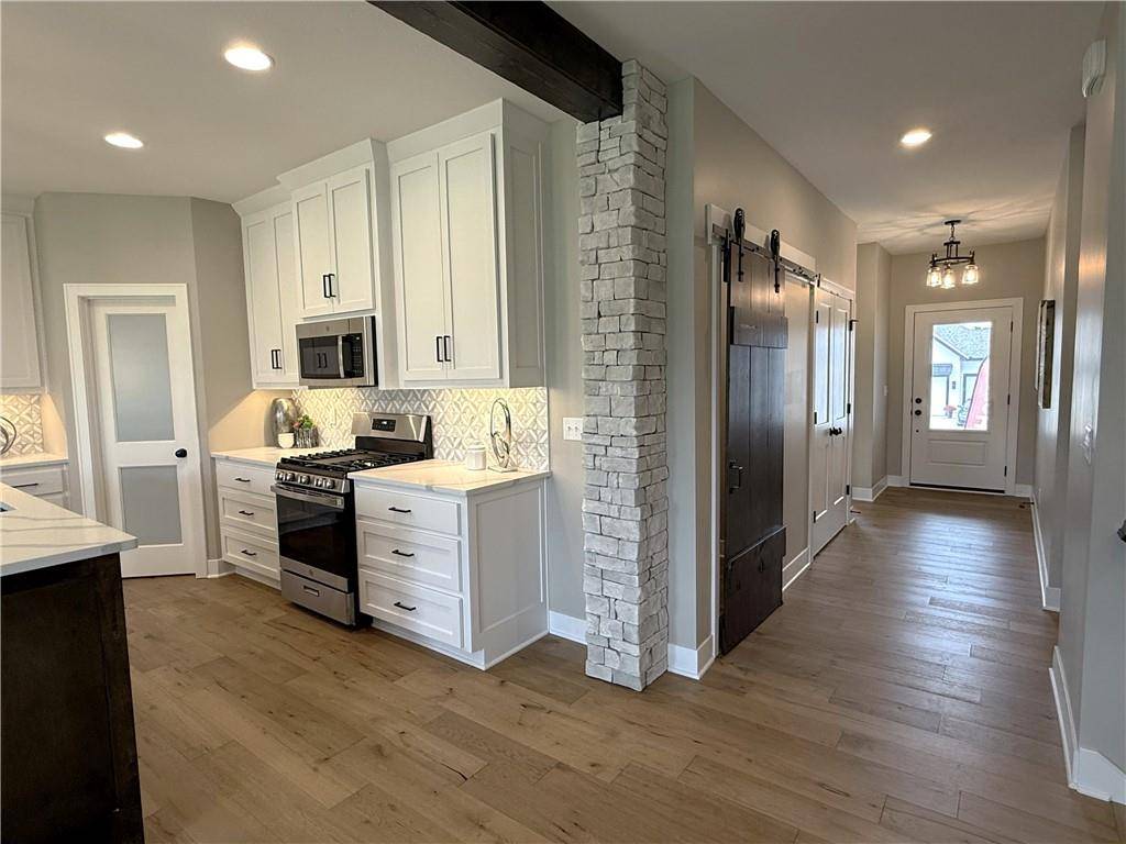 Lee's Summit, MO 64064,4133 NE Dearborn LN