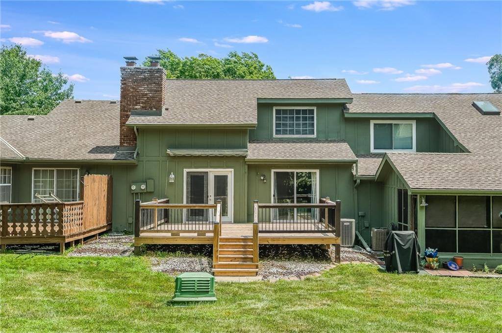 Shawnee, KS 66203,9906 Edelweiss CIR