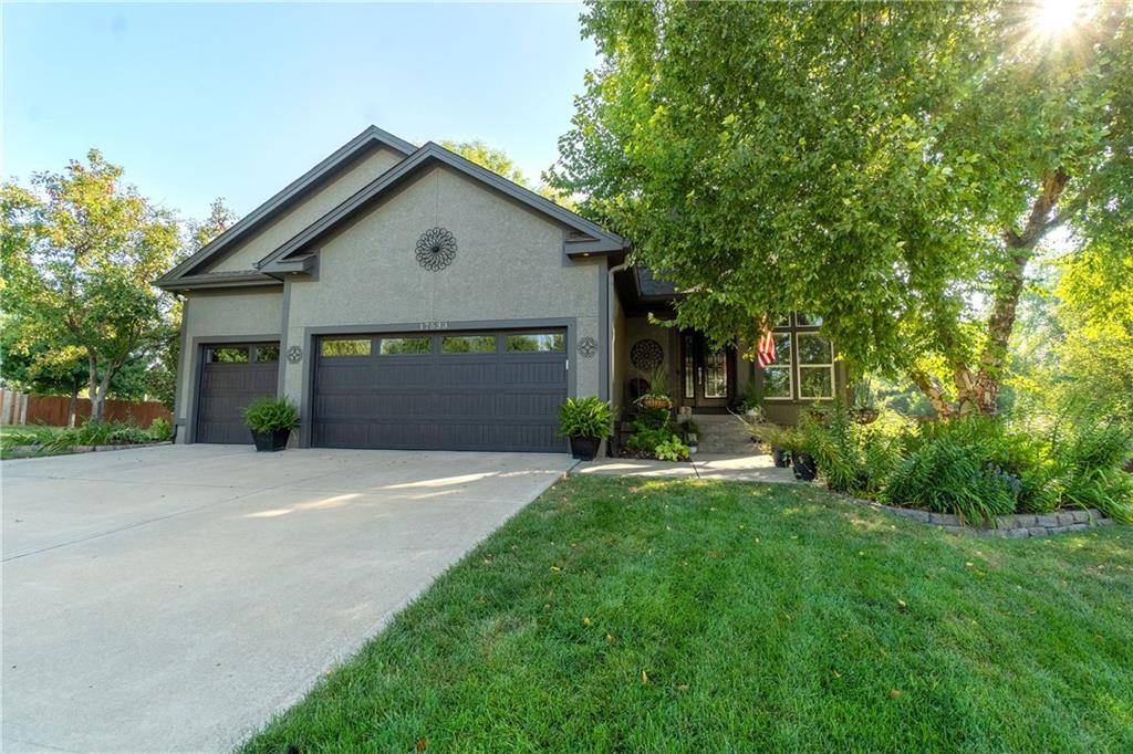 Olathe, KS 66062,17533 S Roundtree DR