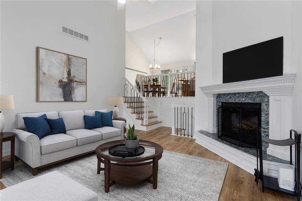 Smithville, MO 64089,306 Porter DR