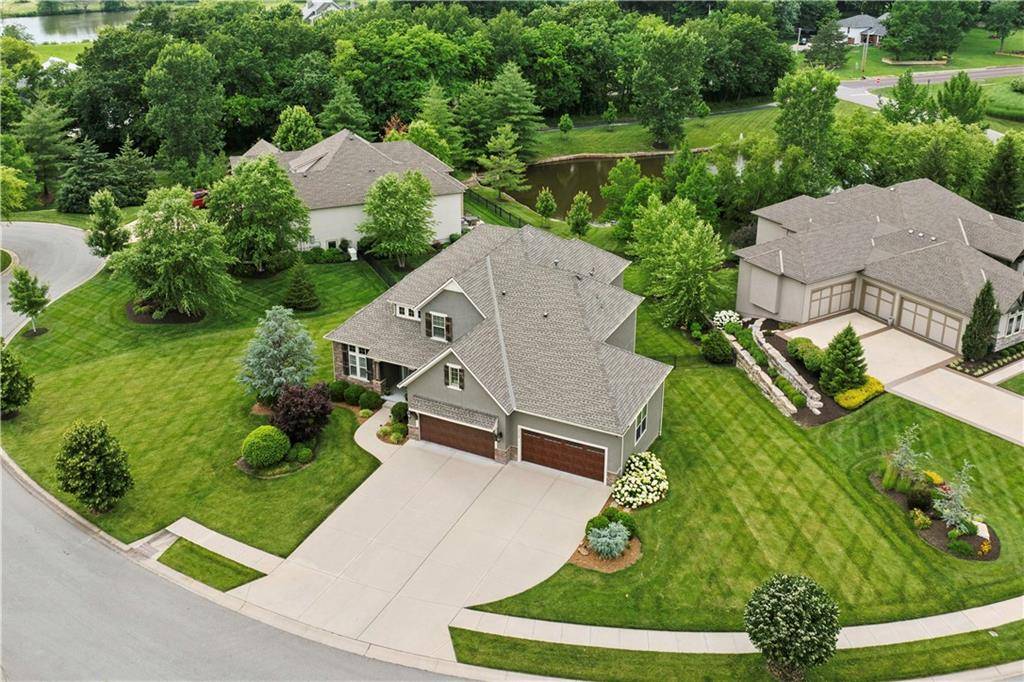 Overland Park, KS 66085,16728 Birch ST