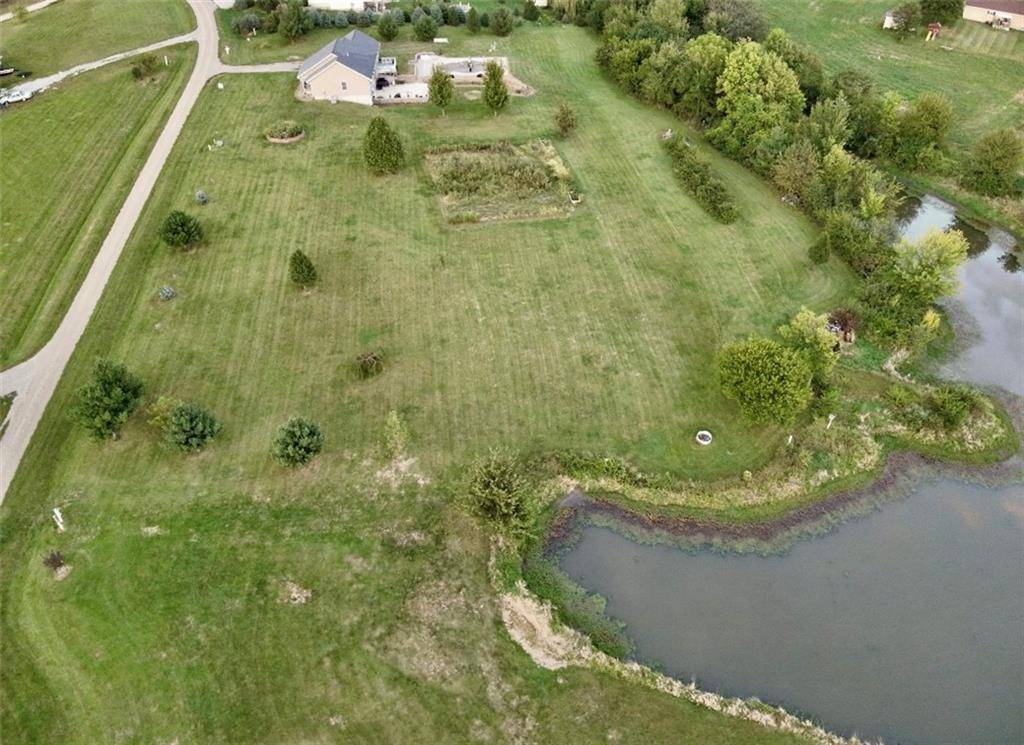Maryville, MO 64468,24555 Paradise RD
