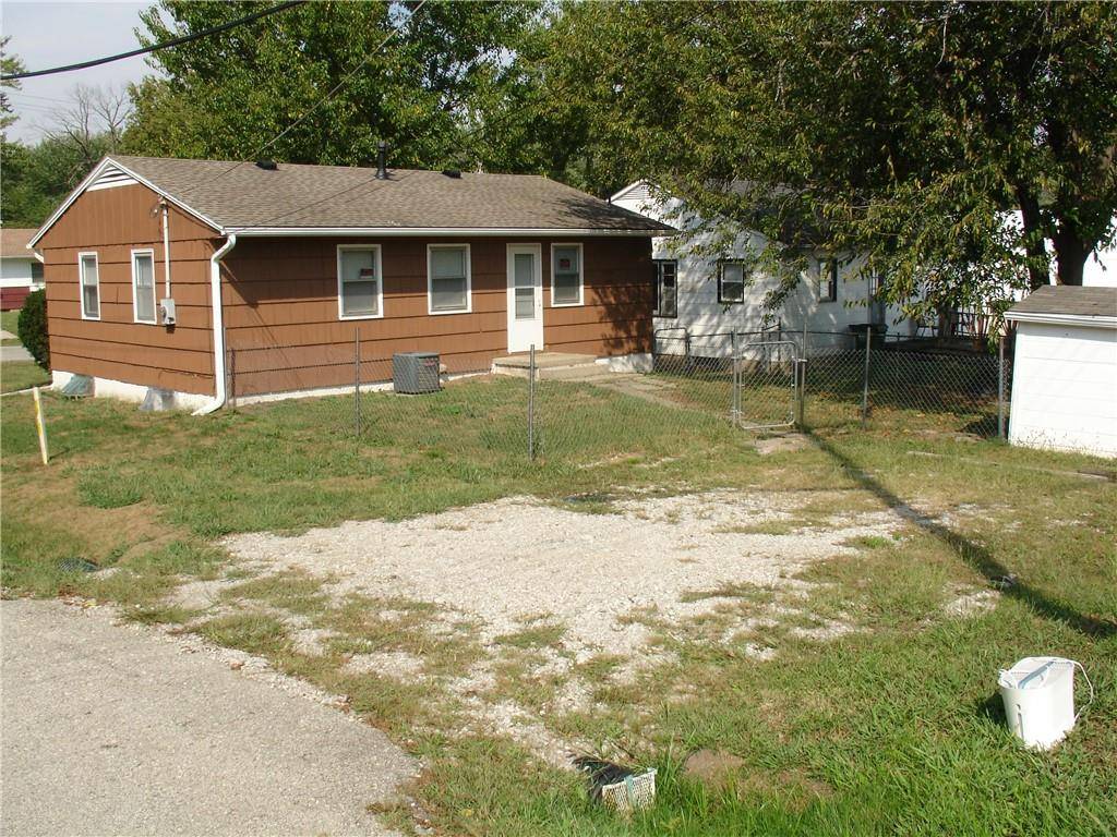 Independence, MO 64050,823 S Savage ST