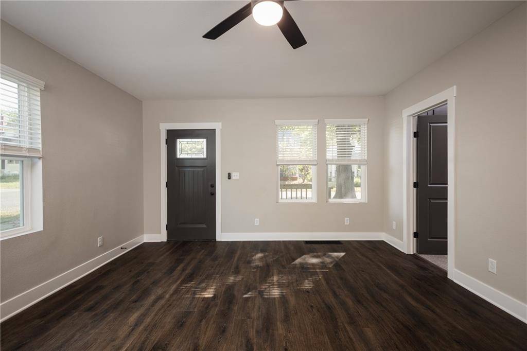 Sedalia, MO 65301,900 S vermont AVE