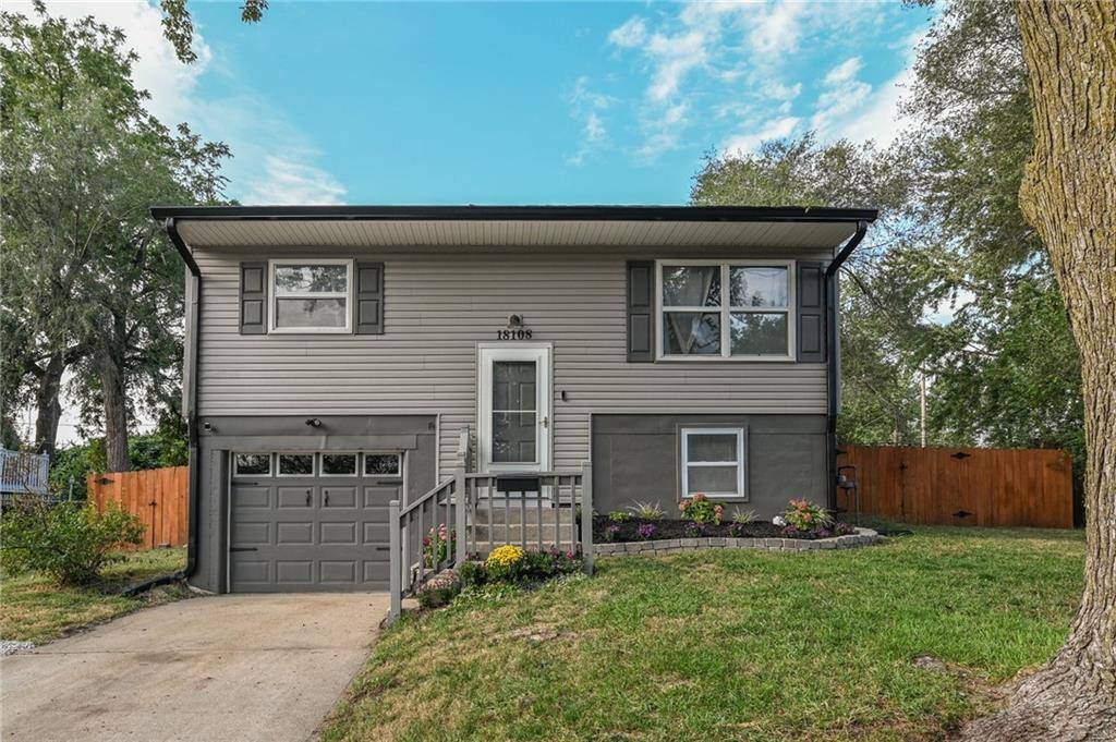 Independence, MO 64058,18108 E Shoshone DR