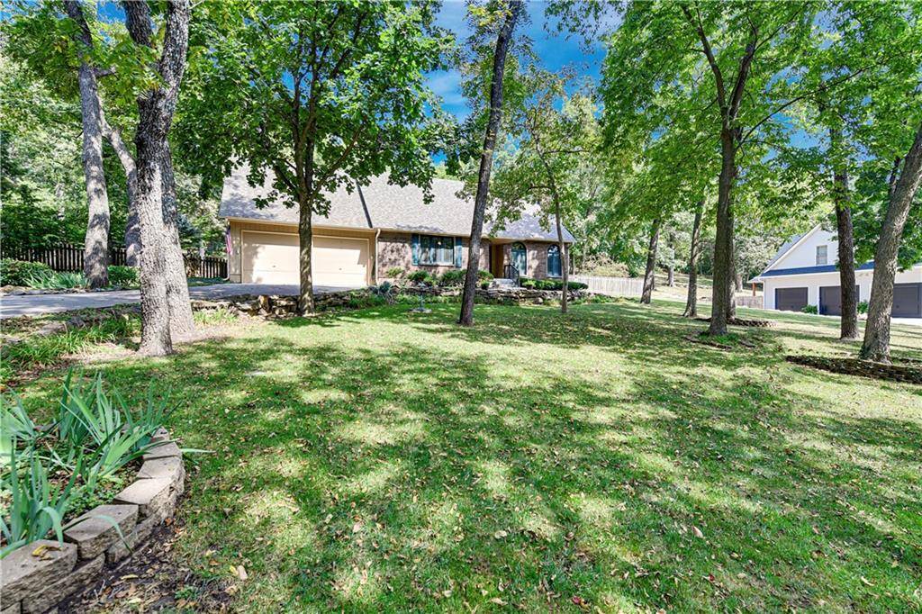 Blue Springs, MO 64015,22812 E Bradford LN