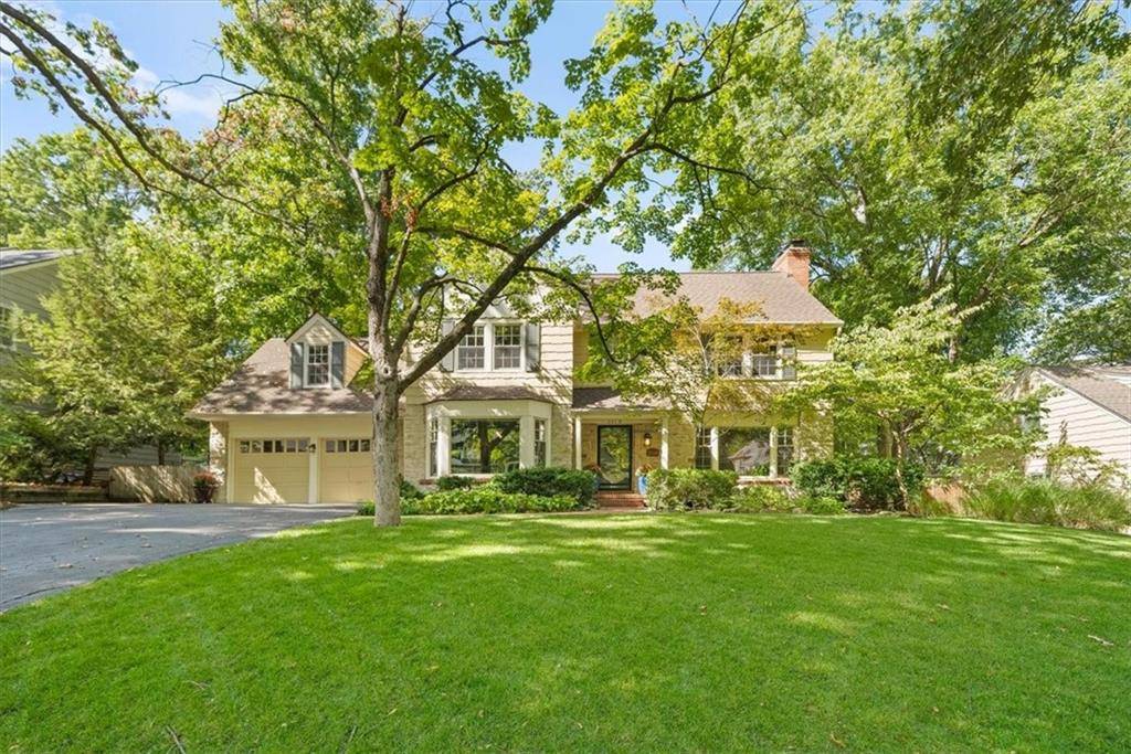 Mission Hills, KS 66208,2518 Tomahawk RD