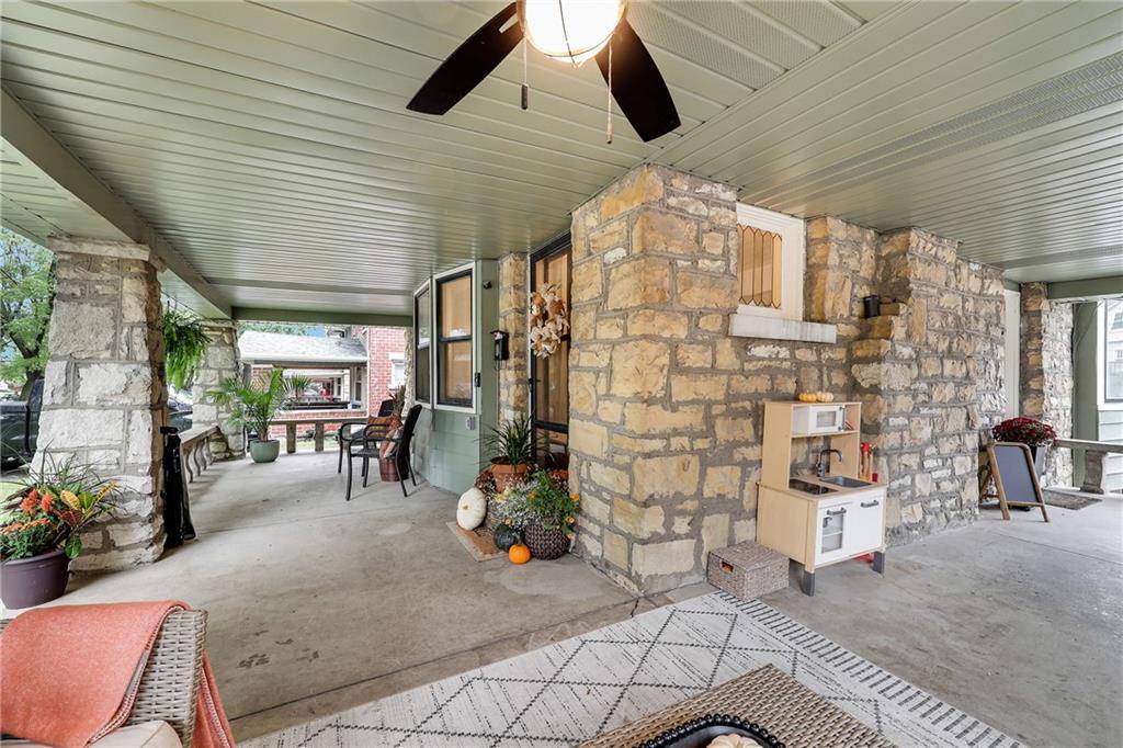 Kansas City, KS 66102,415 N 17th ST