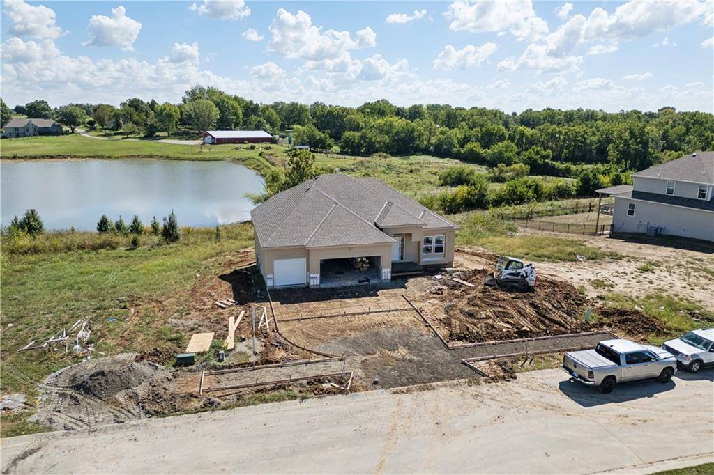 Liberty, MO 64068,1027 Fir LN