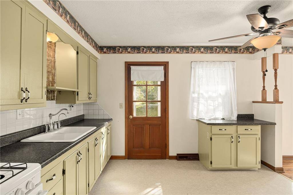 Lathrop, MO 64465,621 Valley ST