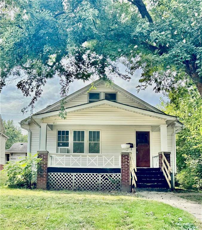 St Joseph, MO 64501,3006 Messanie ST