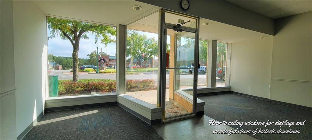 Warsaw, MO 65355,187 W Main ST