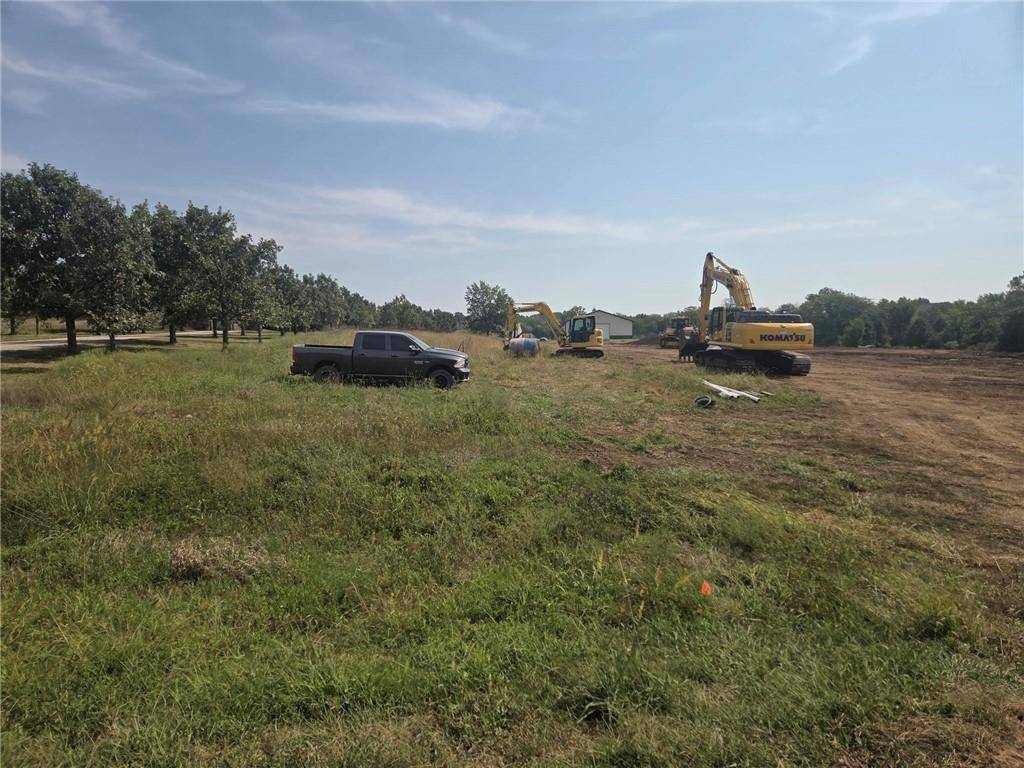 Paola, KS 66071,Lot 4 W 287th TER
