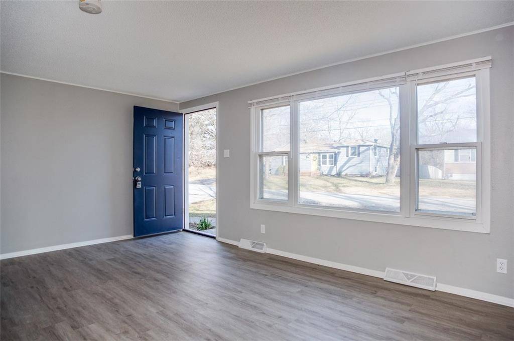 Kansas City, MO 64118,7906 N Pennsylvania AVE