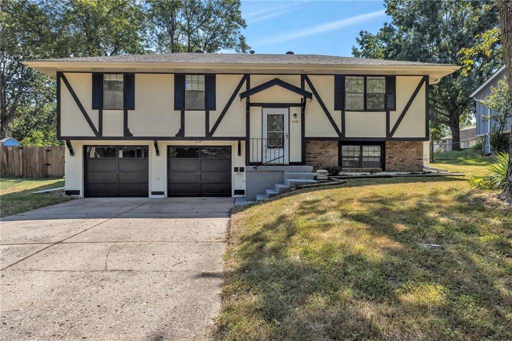 Blue Springs, MO 64014,408 SW Shamrock PL