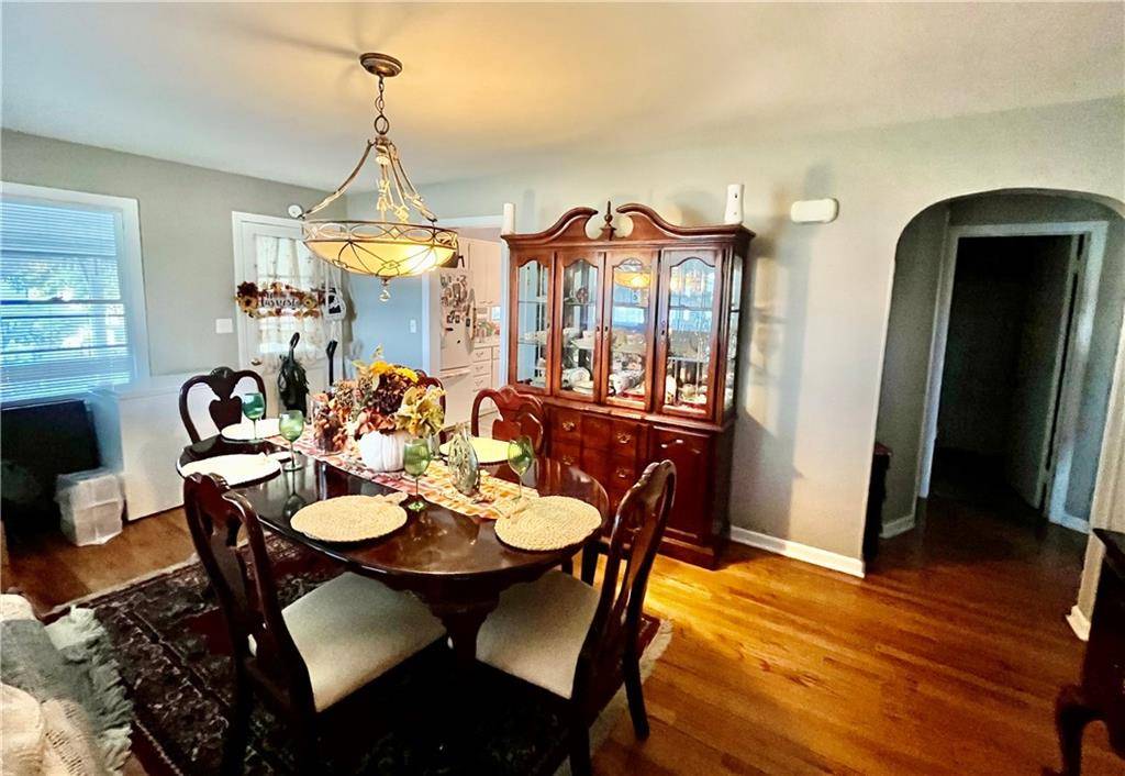 Wathena, KS 66090,305 Limestone ST