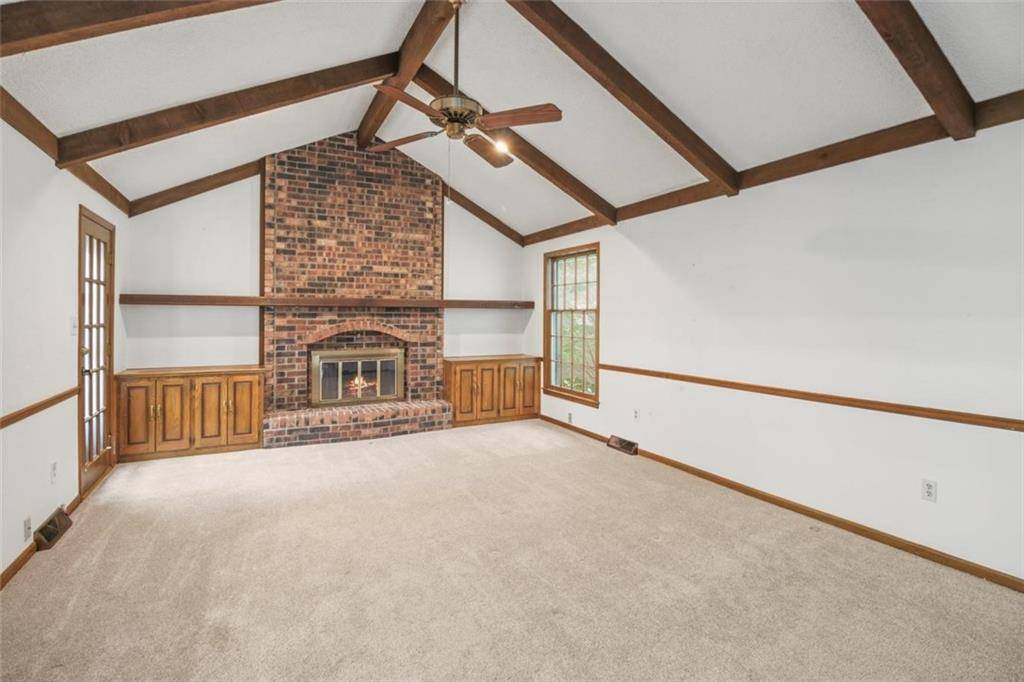 Blue Springs, MO 64015,3608 SW 10th Street CT