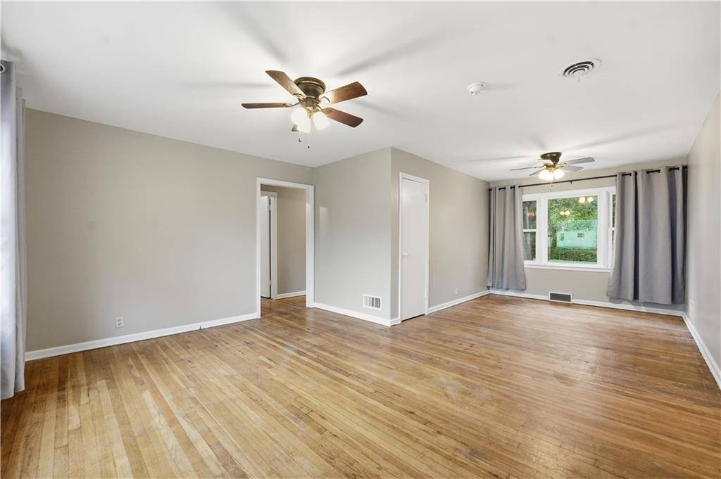 Overland Park, KS 66204,7308 W 75th ST