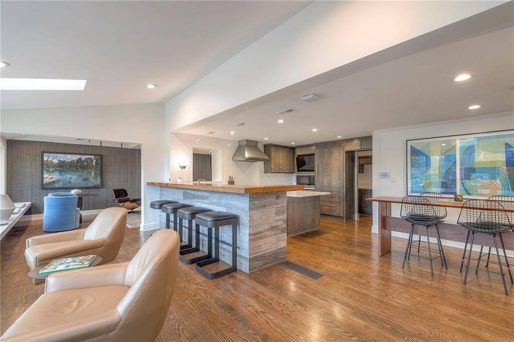 Lake Quivira, KS 66217,132 Lakeshore DR #W