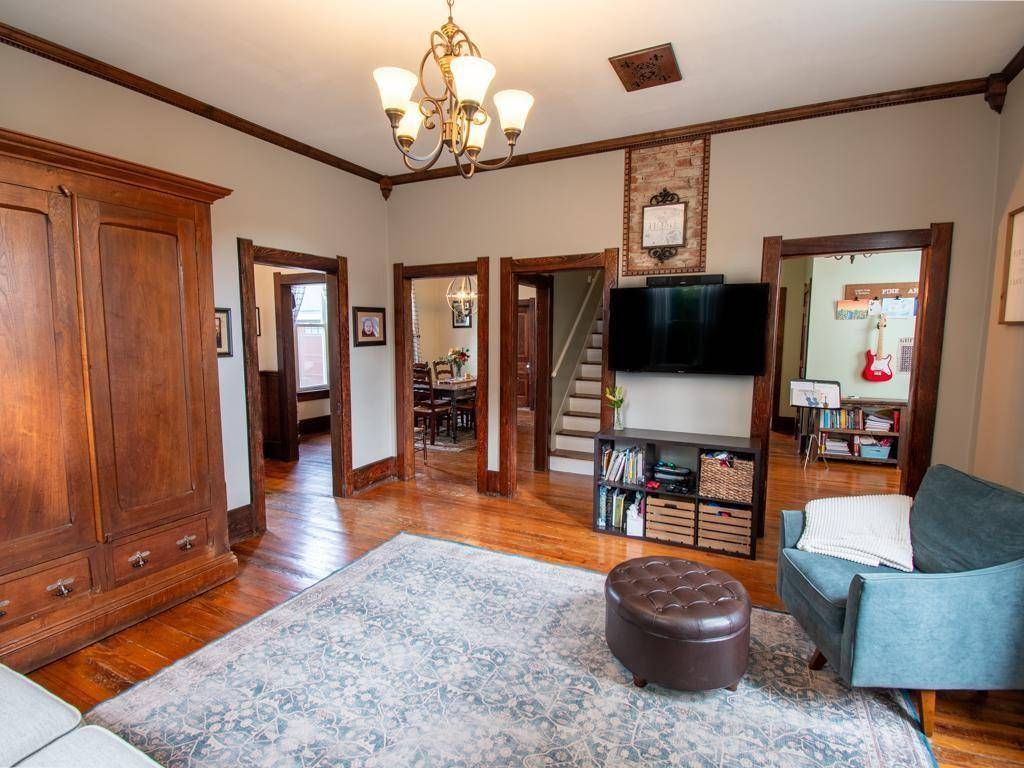 Lawson, MO 64062,317 E 4th ST