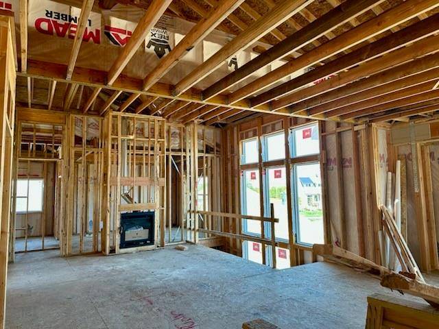 Overland Park, KS 66221,17405 Parkhill ST