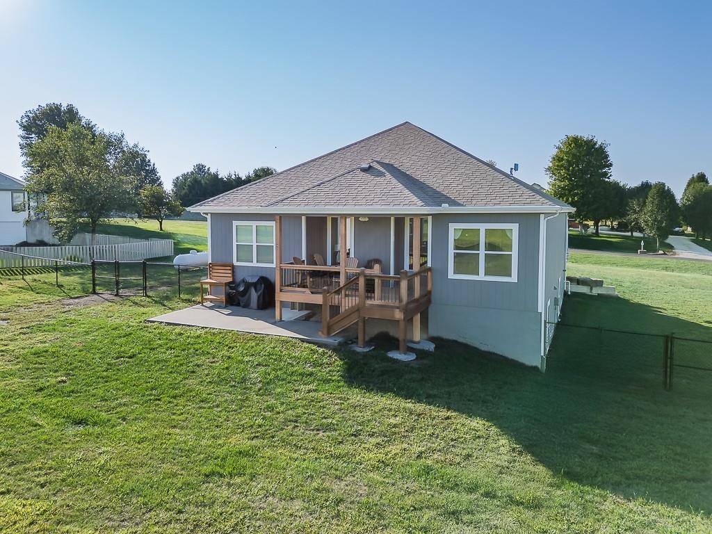 Leavenworth, KS 66048,16430 Dana LN