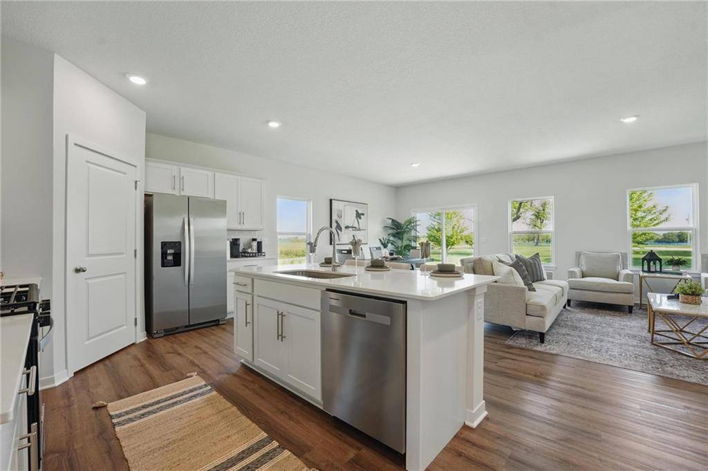 Peculiar, MO 64078,21806 Lucca LN