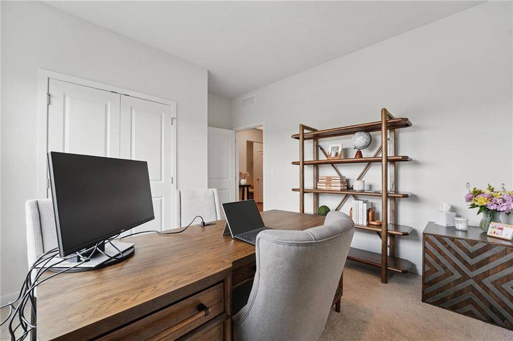 Peculiar, MO 64078,21808 Lucca LN