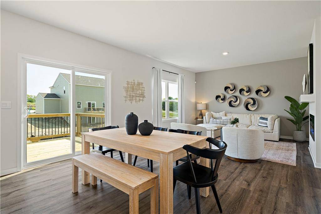 Peculiar, MO 64078,11016 East Ridge CT