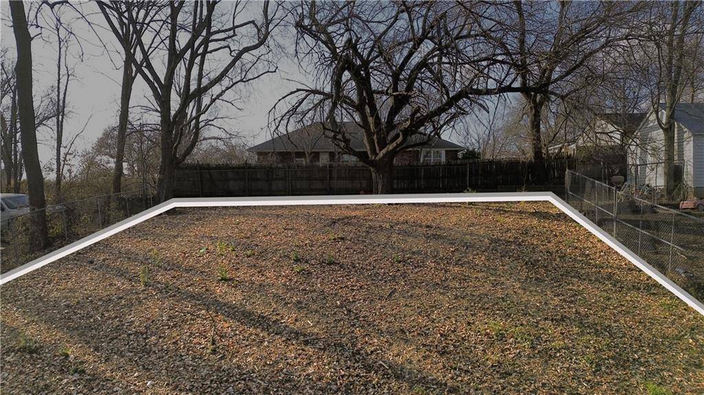 Sugar Creek, MO 64054,410 S Forest AVE