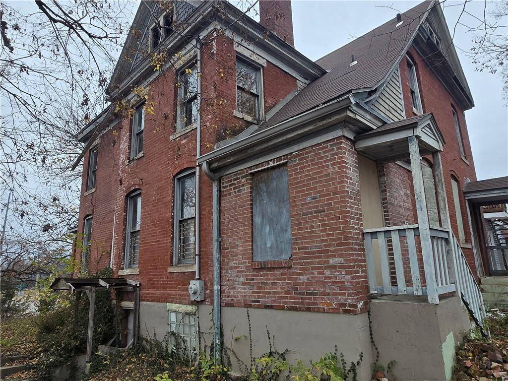 Kansas City, MO 64109,3549 Paseo BLVD