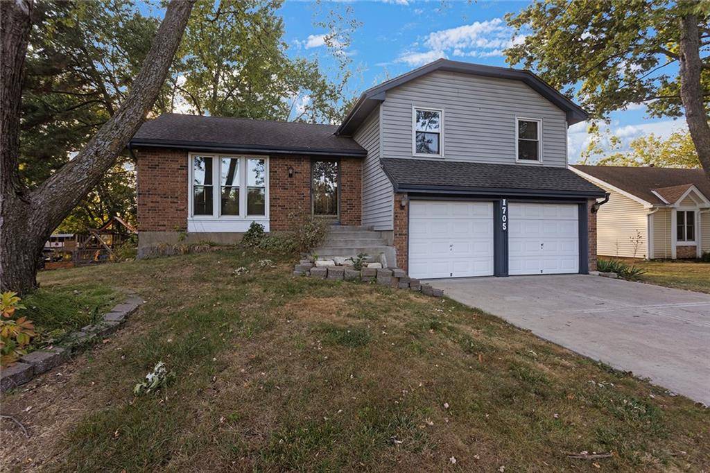 Olathe, KS 66062,1705 Kiowa DR