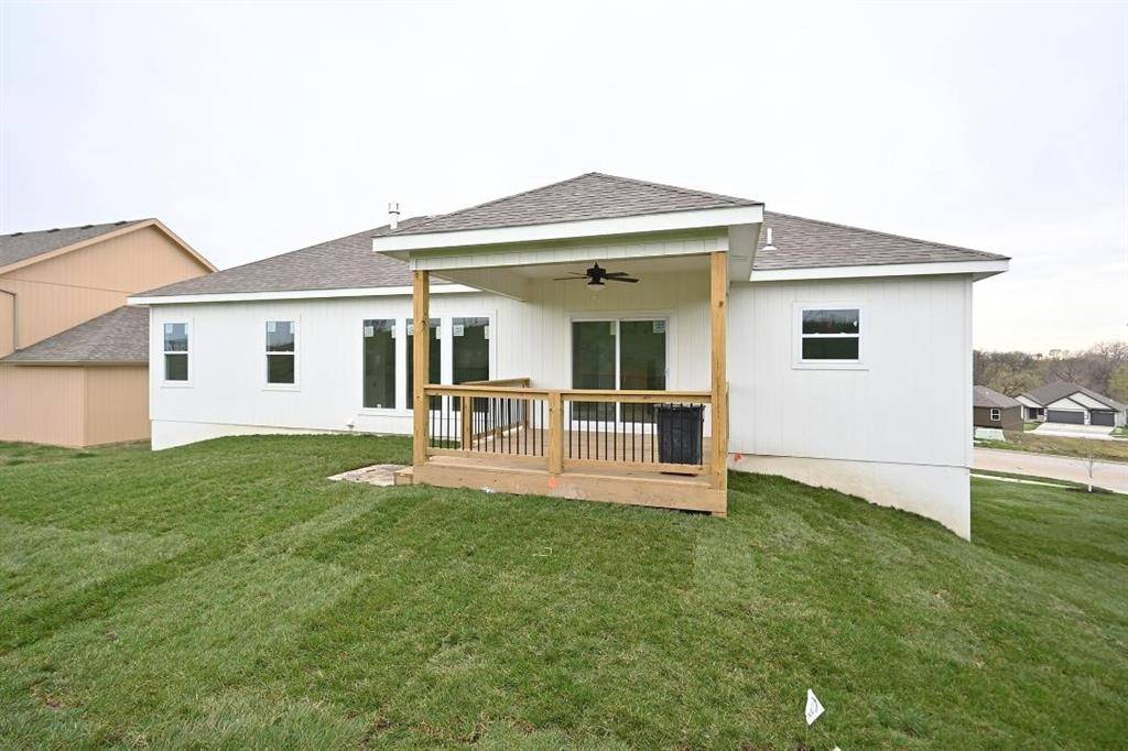 Dearborn, MO 64439,105 Johnson CIR