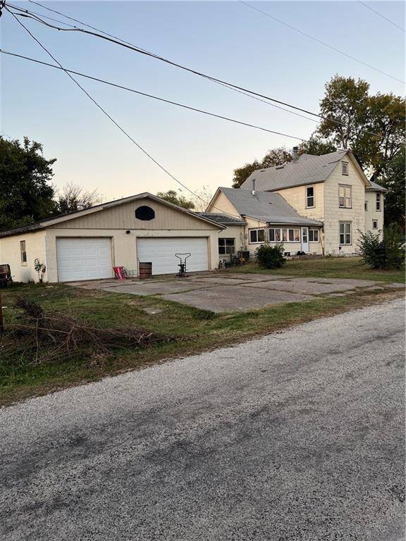 Gas, KS 66742,402 N McRae ST