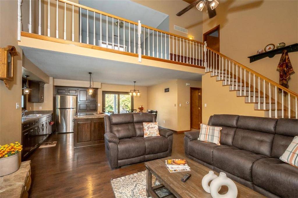 Baldwin City, KS 66006,1140 N 100th RD