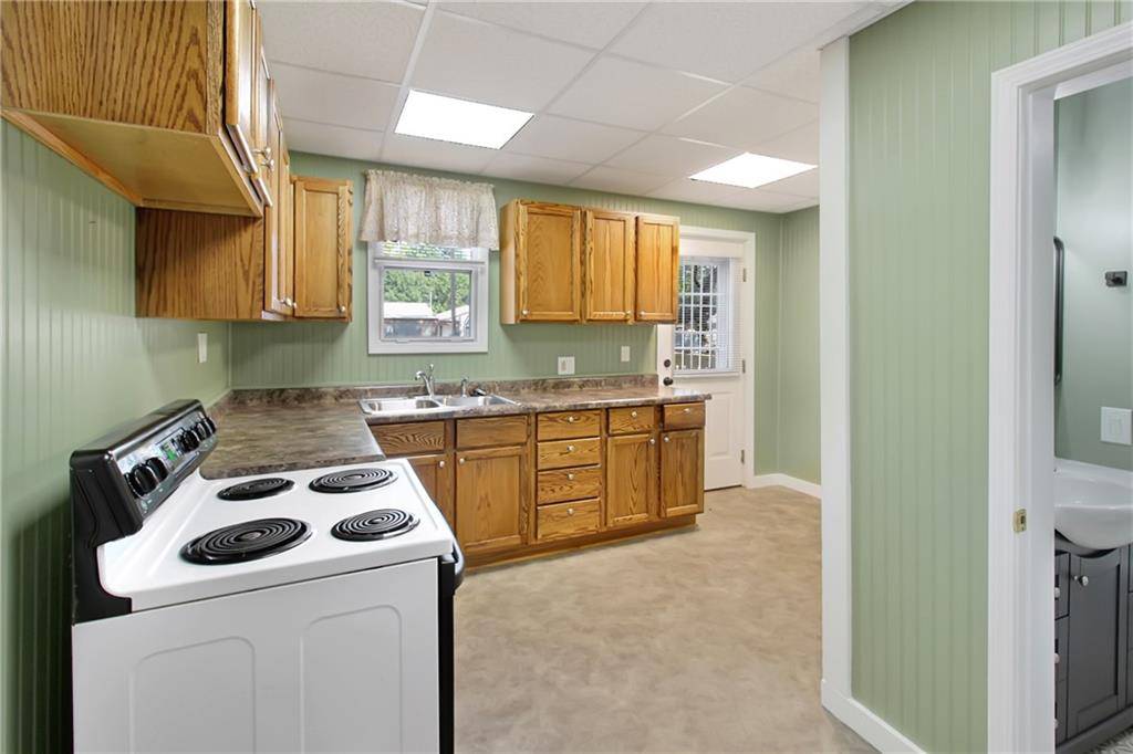 Parsons, KS 67357,1231 Washington AVE