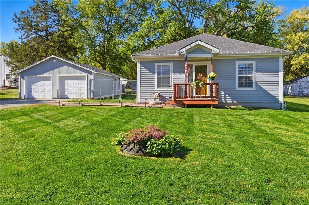 Lathrop, MO 64465,404 Park ST