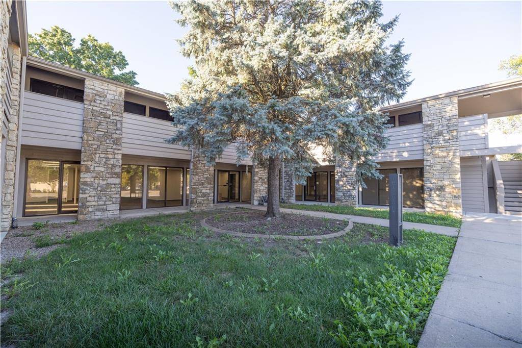 Independence, MO 64055,4216 S Hocker Suite 5 DR