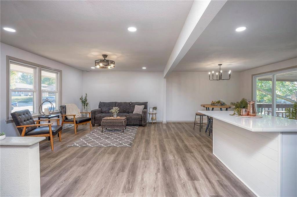 Grandview, MO 64030,6010 E 151st ST