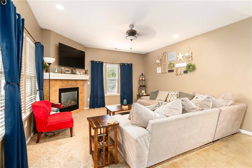 Lawrence, KS 66049,504 N Monterey WAY