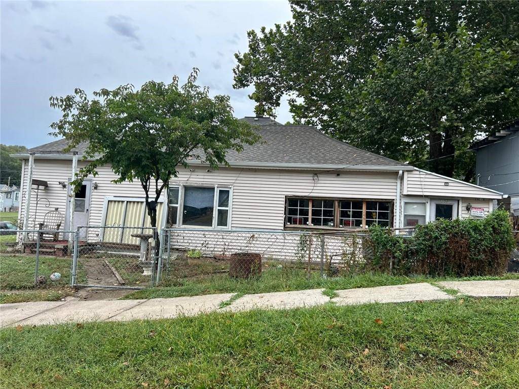St Joseph, MO 64504,302 E Colorado AVE