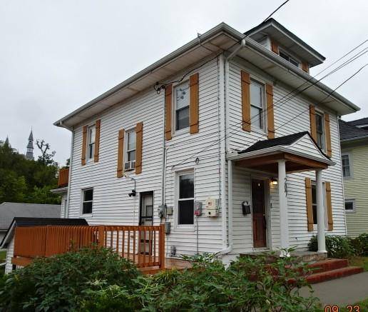 Parkville, MO 64152,207 East ST